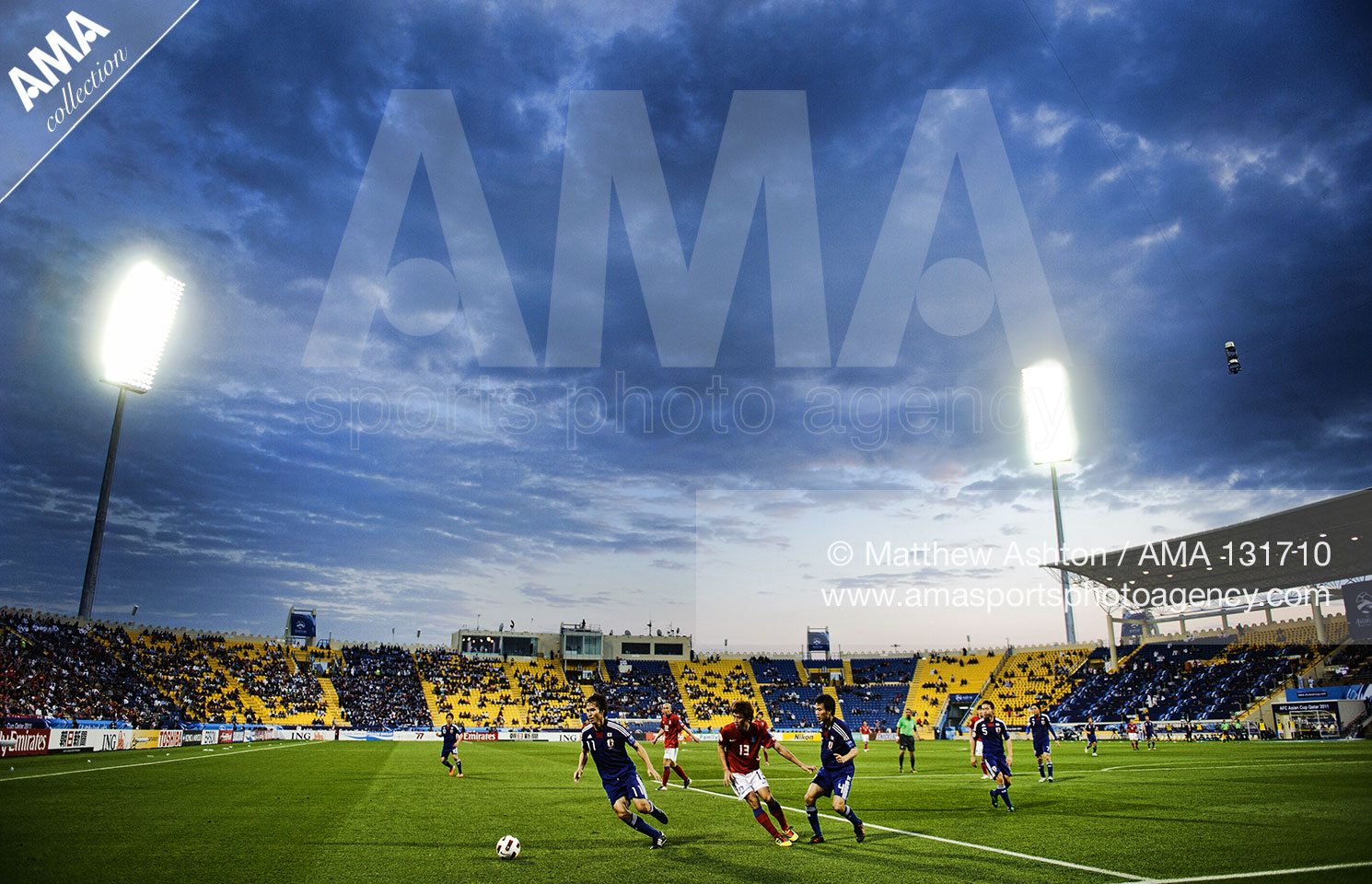 25th January 2011 - Asian Cup 2011 - Semi Final - Japan v South Korea - Ryoichi Maeda of Japan and Gu Ja-Cheol of South Korea and Yasuyuki Konno of Japan battle it out during the semi final in the Al Gharafa Stadium in Doha, Qatar
