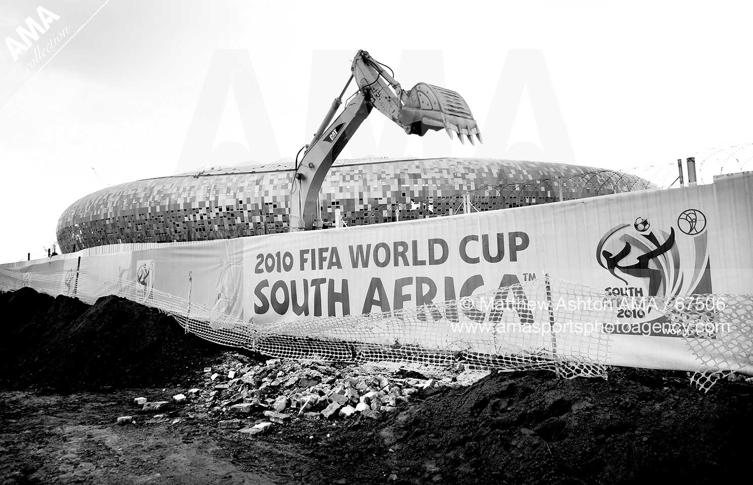 Construction of the Soccer City - FNB Stadium - in Johannesburg, South Africa, the venue for the 2010 South Africa FIFA World Cup Final