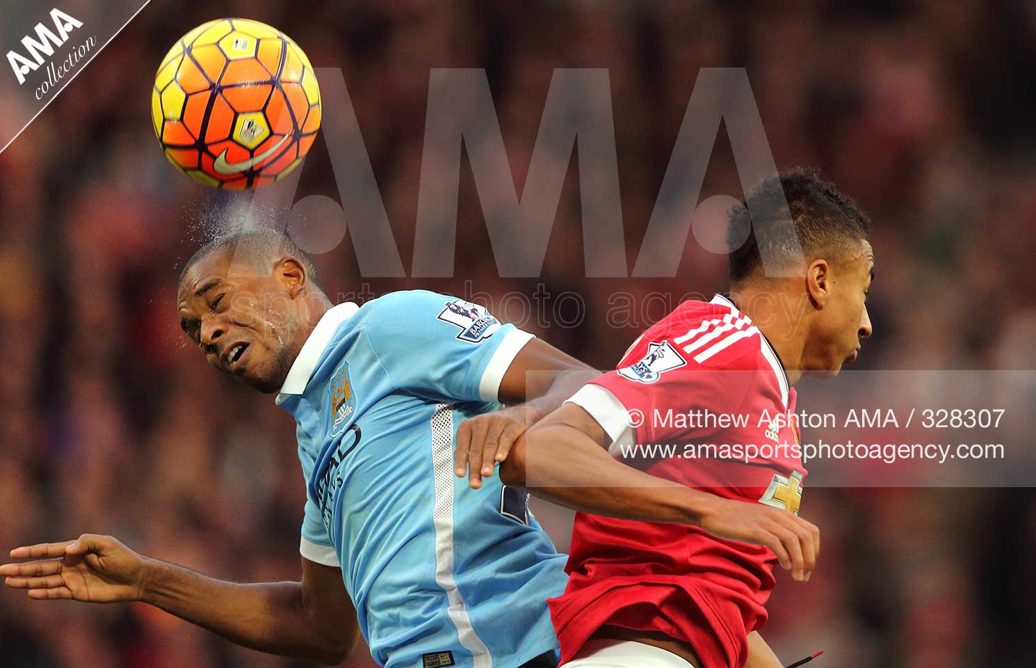 Fernandinho of Manchester City and Jesse Lingard of Manchester United