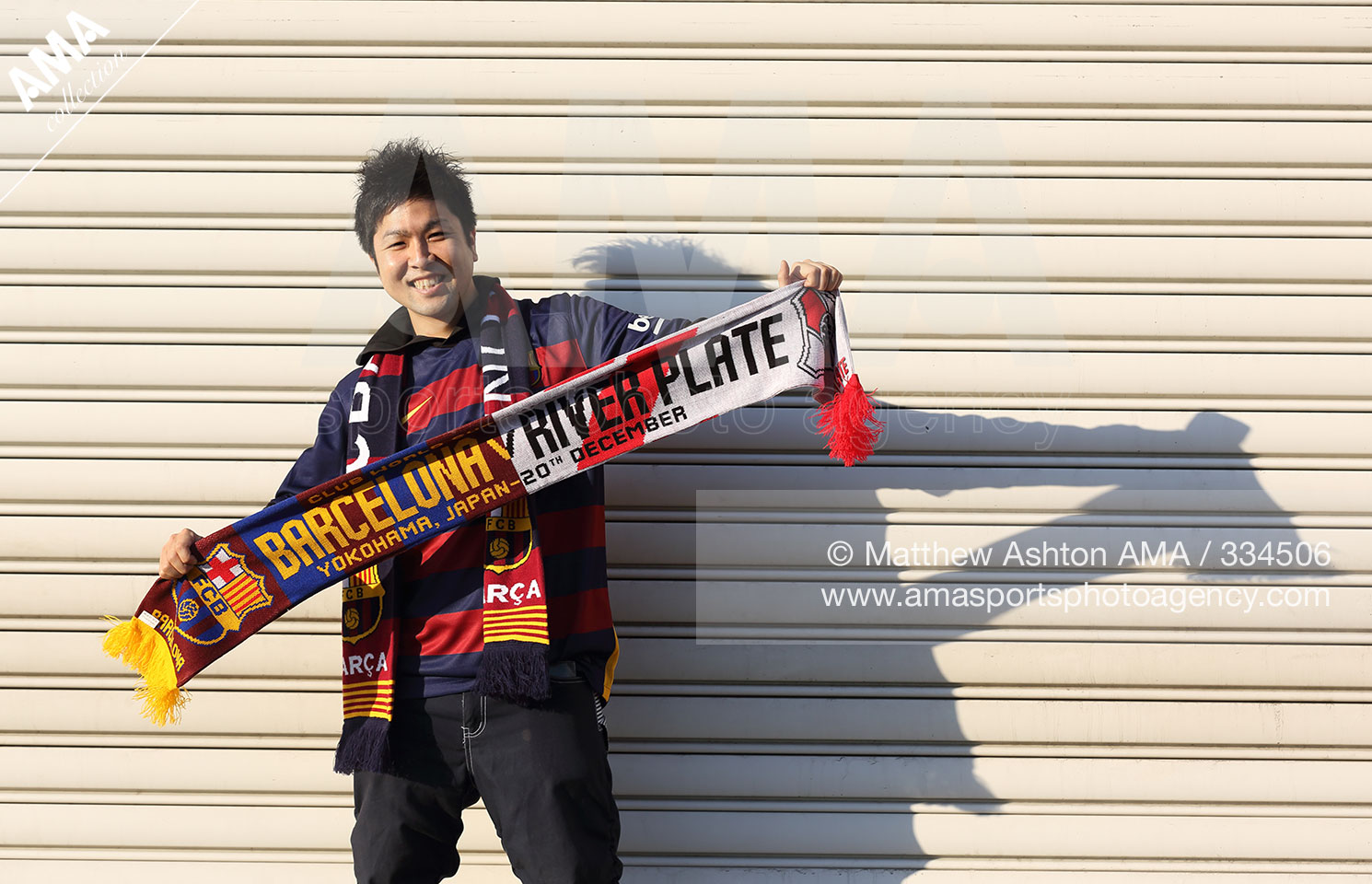 SOCCER :  FIFA Club World Cup 2015 : FIFA Club World Cup Final - River Place v FC Barcelona  - A Japanese fan of FC Barcelona