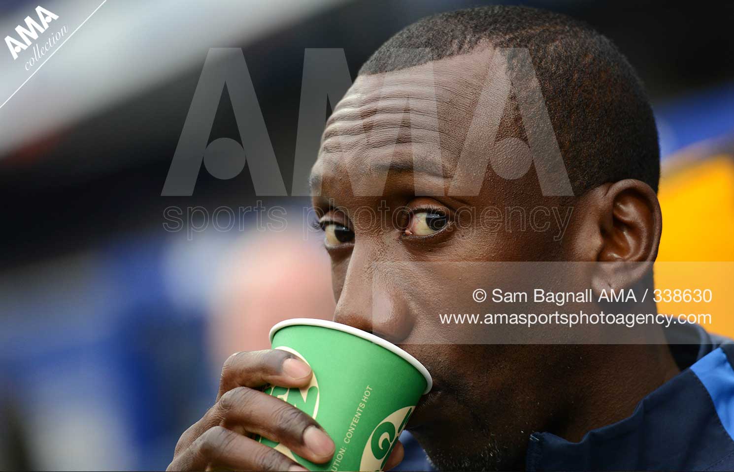 Sky Bet Championship - Queens Park Rangers v Wolverhampton Wanderers - Jimmy Floyd Hasselbaink manager / head coach of Queens Park Rangers
