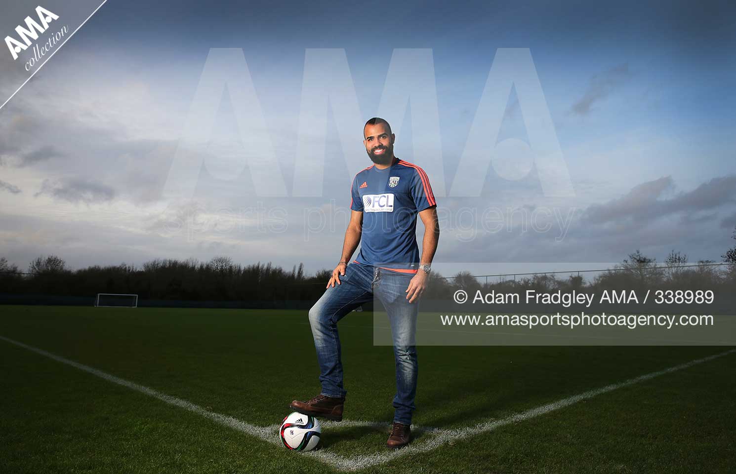 Santos photographed by Adam Fradgley - AMA SPORTS PHOTO AGENCY