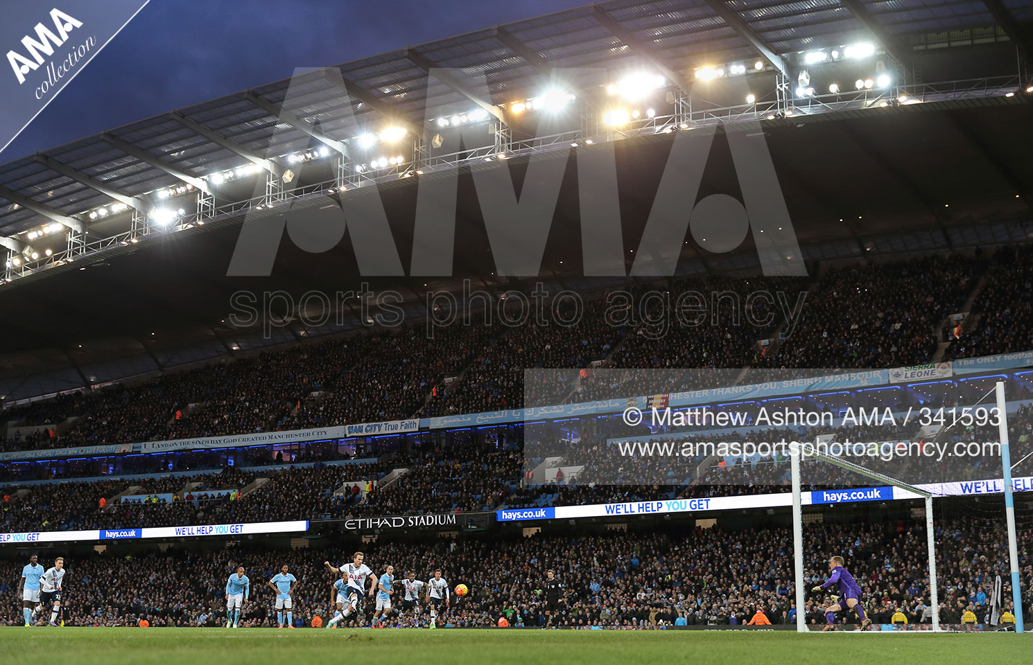 Barclays Premier League - Manchester City v Tottenham Hotspur - Harry Kane of Tottenham Hotspur scores a second half penalty goal to make it 0-1 